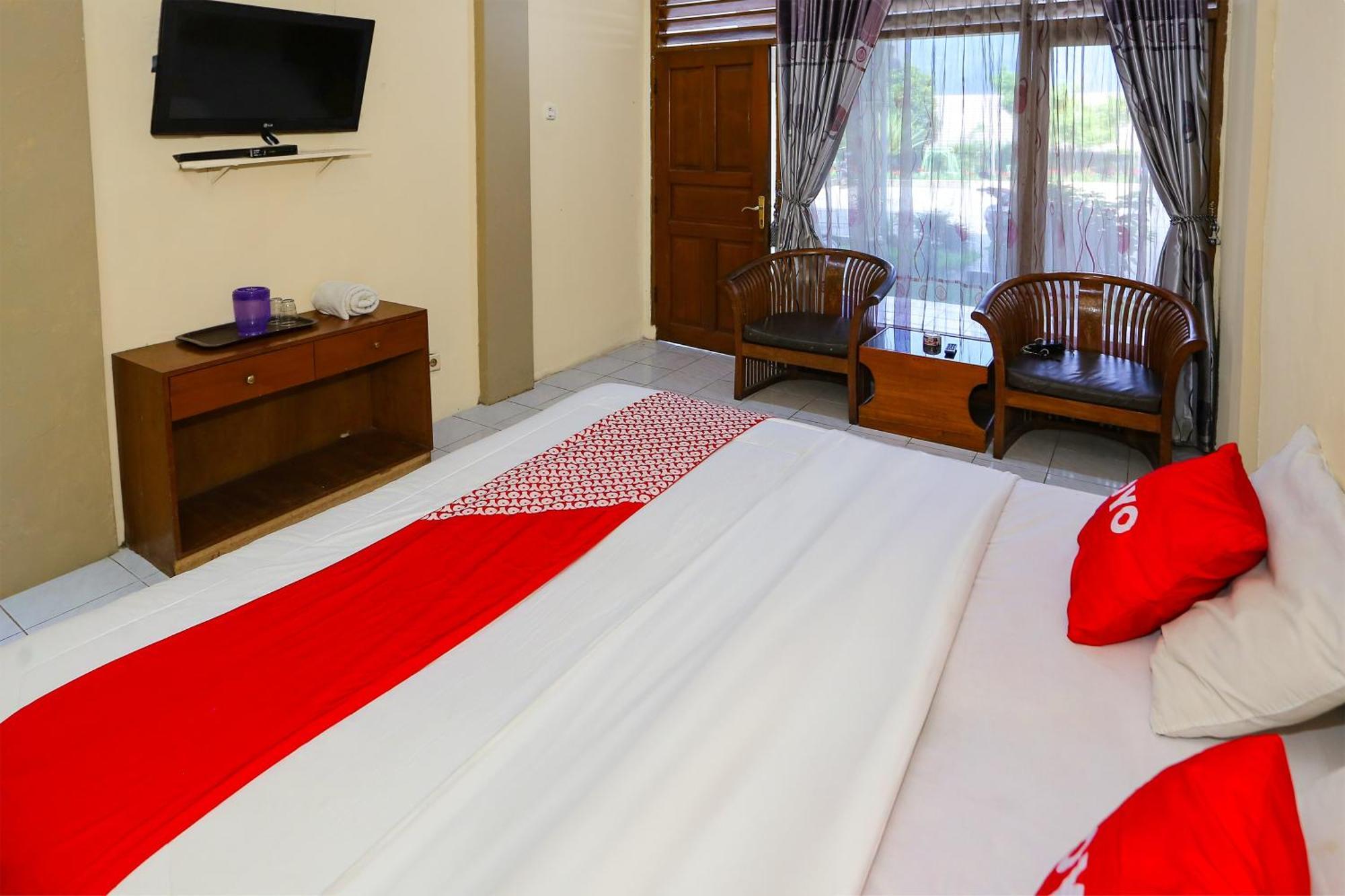Capital O 93349 Hotel Gondangdia Bogor Esterno foto
